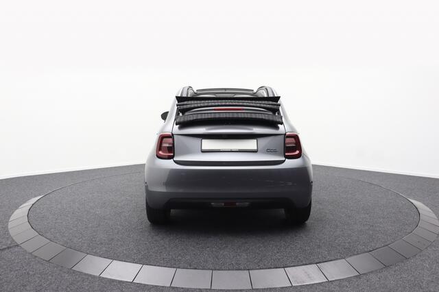 Fiat E-500 Cabrio La Prima | 42kWh | Adaptive cruise | Camera | Stoelverwarming