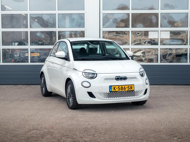 Fiat E-500 Business Launch Edition 42 kWh | SOH 91% | Clima | Cruise | Regensensor | Apple Carplay | 16"