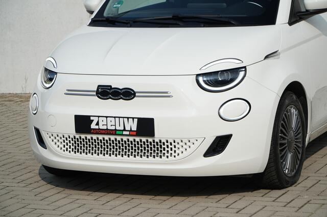 Fiat E-500 Icon 42KWH | LED | Navi | Carplay | Comfort | BTW | 16"
