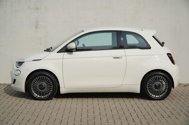 Fiat E-500 Icon 42KWH | LED | Navi | Carplay | Comfort | BTW | 16"