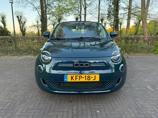 Fiat E-500 Cabrio ICON 42kWh SOH 93,8%/Acarplay/Acruise/Led/Navi/PDC/Garantie