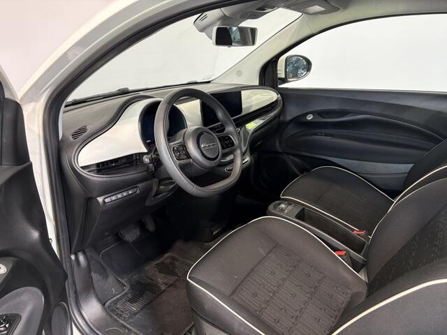 Fiat E-500 42 KWH ICON SOH 95% Car play Cruise control Lane assist