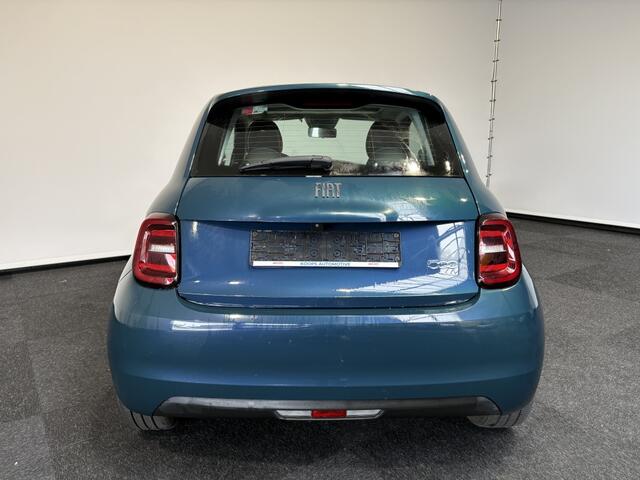 Fiat E-500 42kWh Icon SOH 99% Car play Cruise control Camera