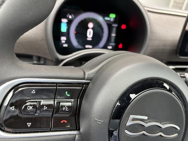 Fiat E-500 Giorgio Armani 42 kwh 118 PK