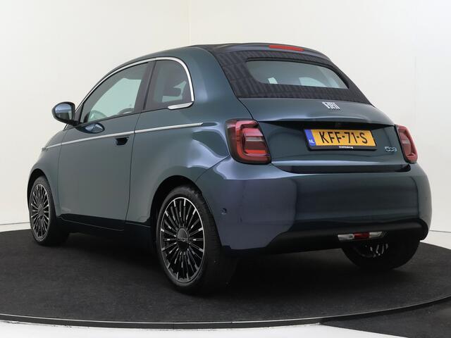 Fiat E-500 La Prima Cabrio 42 kWh | Cabrio! | Camera | Wireless Carplay | Navigatie | Climate Control |