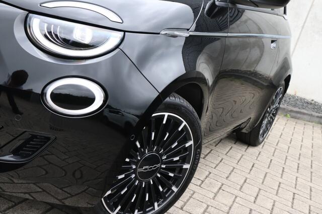 Fiat E-500 Cabrio La Prima by Bocelli 42 kWh | JBL | Winter | Camera | 17"