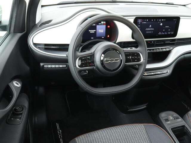 Fiat E-500 Icon 42 kWh | Navigatie | Winterpack Stoelverwarming | Comfort pack | 17 inch |