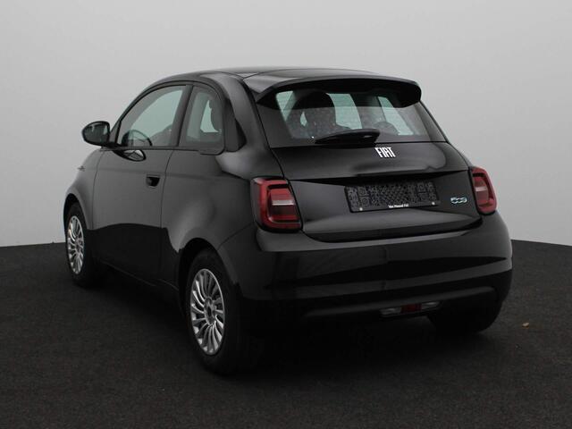 Fiat E-500 42 kWh | Apple CarPlay & Android Auto | Cruise Control | Climate Control | Keyless | LED | Lane Assist | DAB