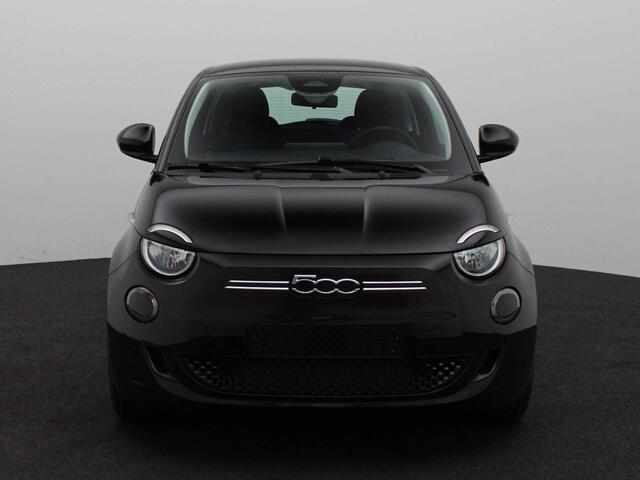 Fiat E-500 42 kWh | Apple CarPlay & Android Auto | Cruise Control | Climate Control | Keyless | LED | Lane Assist | DAB