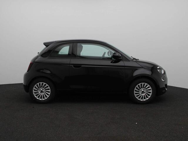 Fiat E-500 42 kWh | Apple CarPlay & Android Auto | Cruise Control | Climate Control | Keyless | LED | Lane Assist | DAB