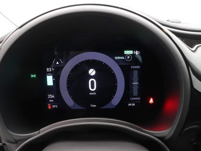 Fiat E-500 42 kWh | Apple CarPlay & Android Auto | Cruise Control | Climate Control | Keyless | LED | Lane Assist | DAB