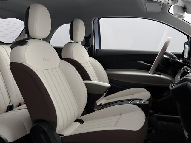 Fiat E-500 La Prima 42 kWh | Uit voorraad leverbaar | Panoramadak | Adapt. Cruise | Pack Top Plus | Camera | Leder | Apple Carplay