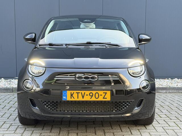 Fiat E-500 Urban 42 kWh | Pack Style | Cruise control | Lane Assist | Apple Carplay/Android Auto