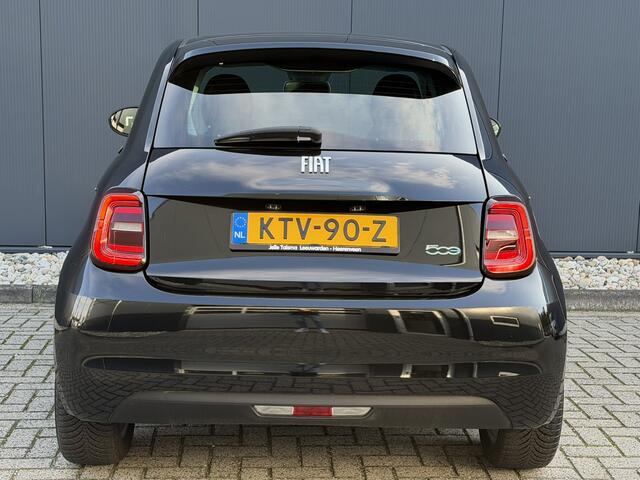 Fiat E-500 Urban 42 kWh | Pack Style | Cruise control | Lane Assist | Apple Carplay/Android Auto