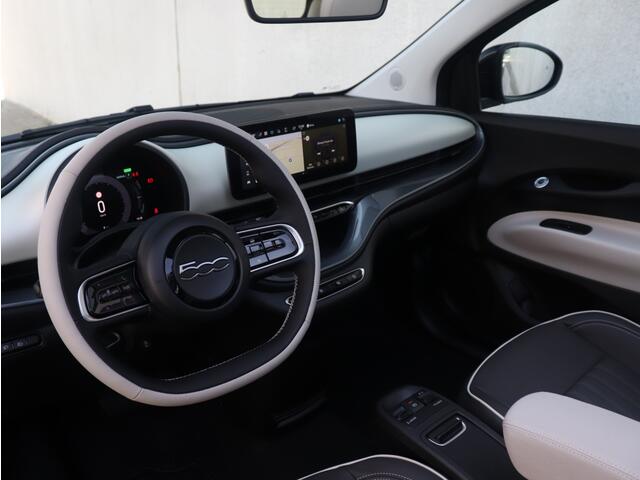 Fiat E-500 C La Prima 42 kWh | Navi | JBL | Camera | Tech | Winter | 17"