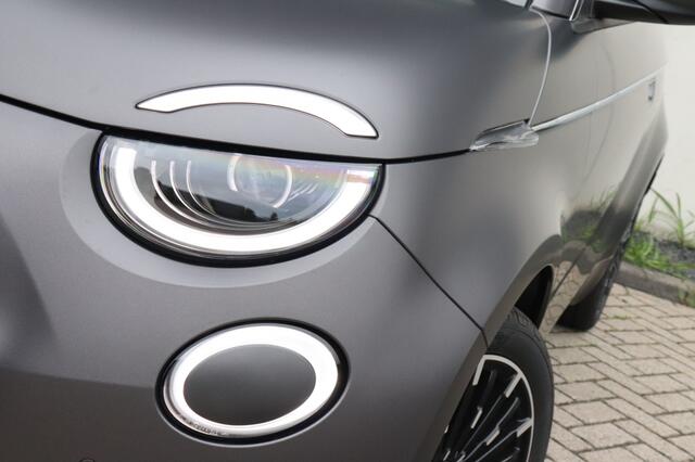 Fiat E-500 C La Prima 42 kWh | "Matt Grijs" | Technology | Winter | Camera | 17"