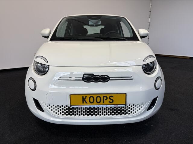 Fiat E-500 42 KWH SOH 93% | Carplay | Cruise control | Lane assist
