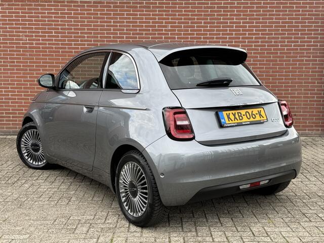 Fiat E-500 42 kWh CARPLAY SOH 98% PDC CAMERA STOELVW LED DAB CLIMA LMV CRUISE
