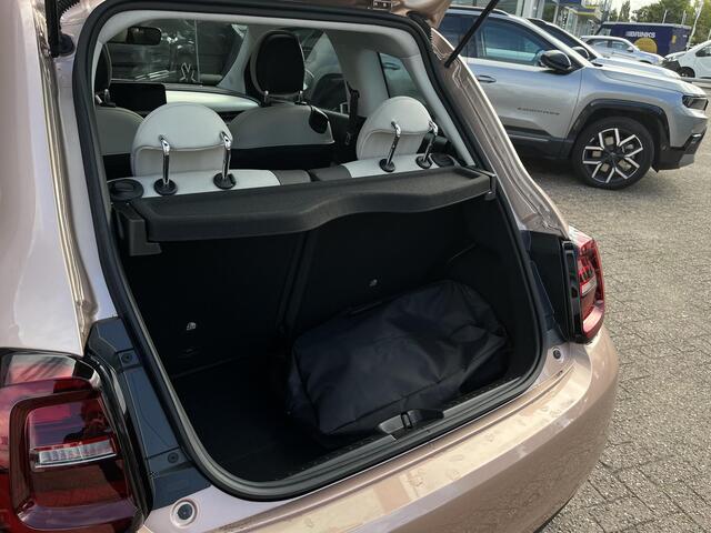 Fiat E-500 La Prima 42 kWh | Panoramadak | Apple-Android | Parkeercamera