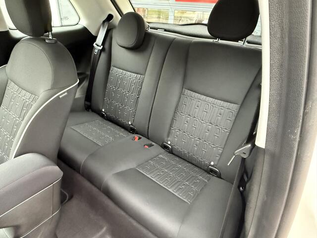 Fiat E-500 RED 42 kWh / Airco clima/ Apple carplay/ Cruise/ PDC/ Camera/ LMV/ Stoel verw