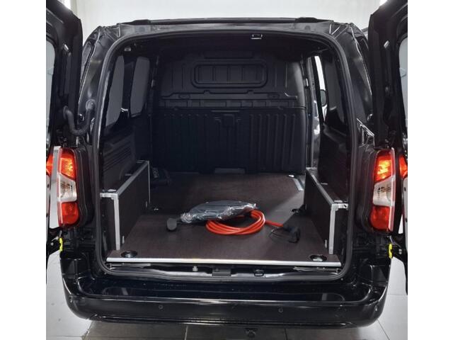 Fiat E-Doblo 136 L2 50 kWh Camera / Navigatie / Lm velgen
