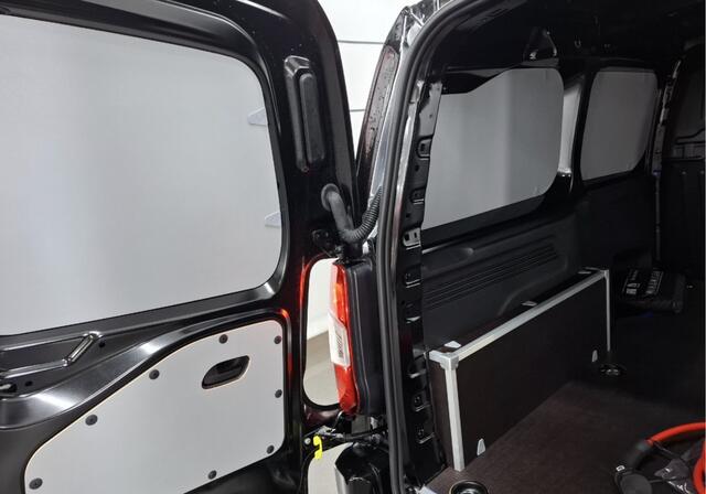 Fiat E-Doblo 136 L2 50 kWh Camera / Navigatie / Lm velgen