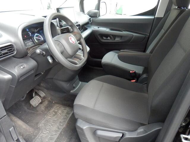 Fiat E-Doblo 136 pk. Crew L2 50 kWh I 5 zitplaatsen I