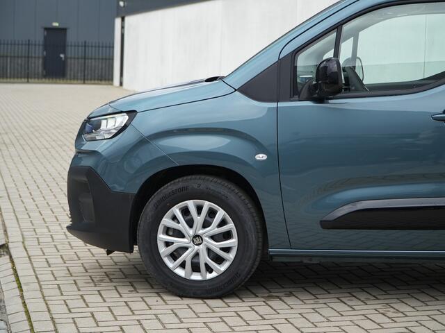 Fiat E-Doblo 136 L1 50 kWh | 3 zits | Betimmering