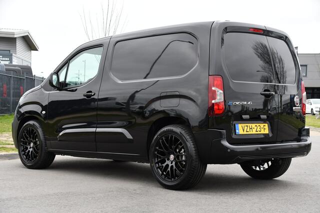 Fiat E-Doblo 136 L1 50 kWh Black Edition Cruise, Sensoren, Clima, Carplay, 136PK, Uniek!