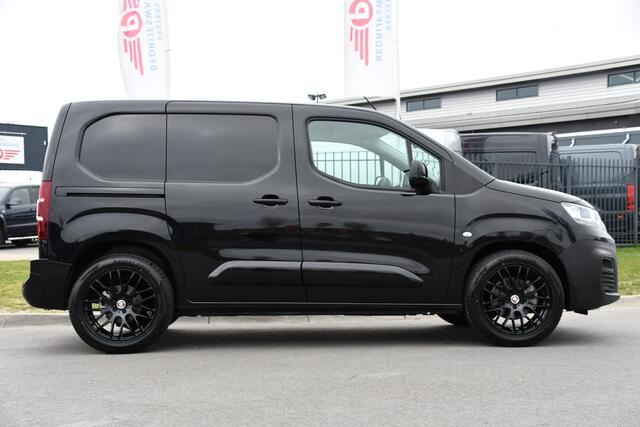 Fiat E-Doblo 136 L1 50 kWh Black Edition Cruise, Sensoren, Clima, Carplay, 136PK, Uniek!