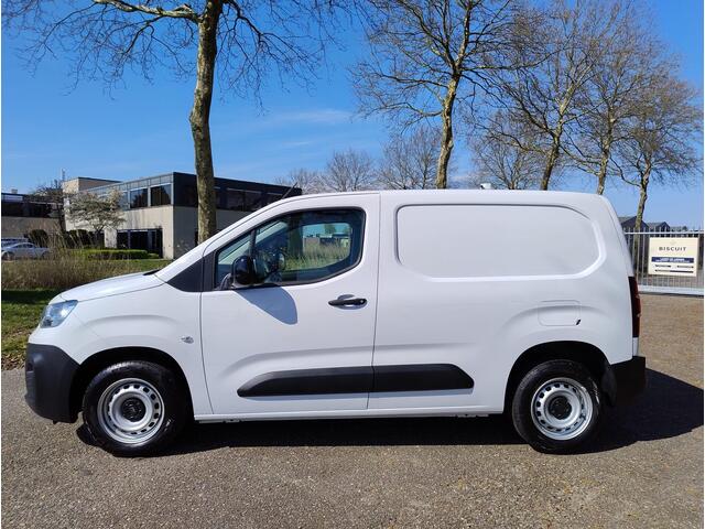 Fiat E-Doblo L1 50 kWh 136pk | ACTIE OP = OP | 343 km WLTP | Houten afwerking laadruimte | Multimedia | Apple Carplay | Android Auto | Parkeersensoren achter | Trekhaak voorbereiding | Reservewiel | van ¤30.259 voor ¤27.500 ex. BTW