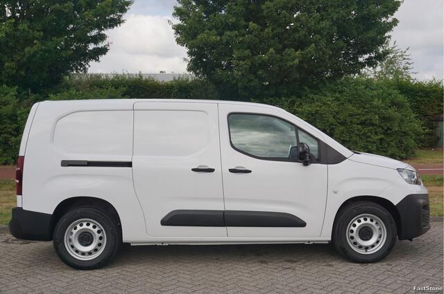 Fiat E-Doblo L2 50 kWh Plus BPM VRIJ Climate, Navi, Camera, Betimmering, 2x Schuifdeur!! NR. J140*