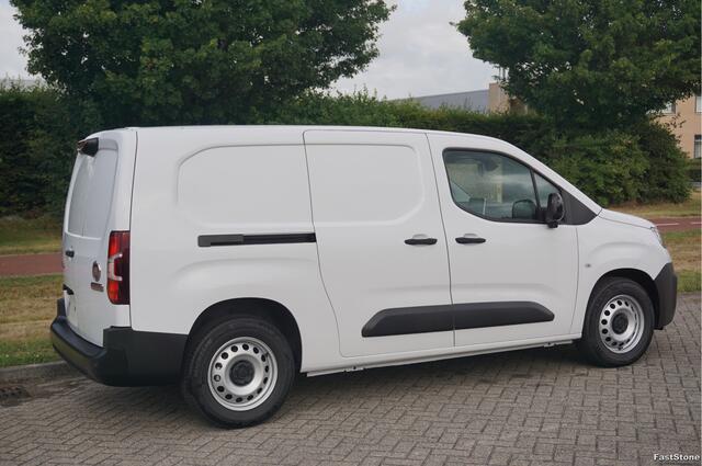 Fiat E-Doblo L2 50 kWh Plus BPM VRIJ Climate, Navi, Camera, Betimmering, 2x Schuifdeur!! NR. J572*