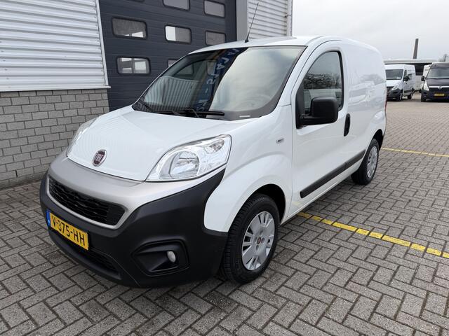 Fiat FIORINO 1.3 MJ SX / euro 6 diesel / bpm vrij / vaste prijs rijklaar ¤ 6.950 ex btw / lease vanaf ¤ 117 / airco / schuifdeur / pdc achter / ex schilders bus