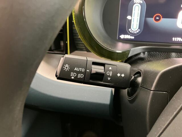 Fiat Grande Panda Electric 44 kW Red