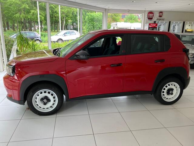 Fiat Grande Panda Electric 44 kW Red