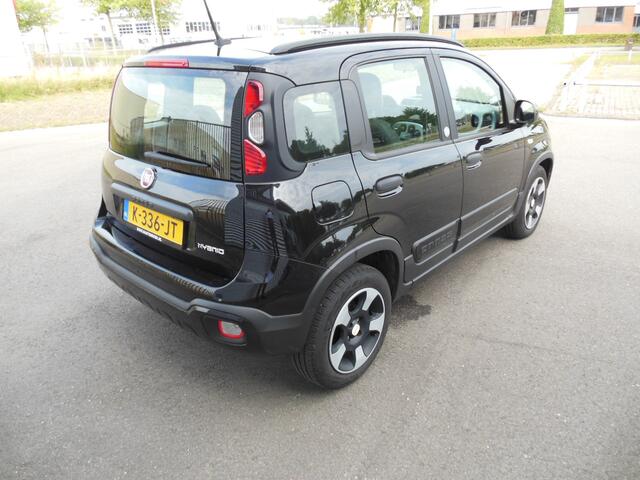 Fiat PANDA 1.0 Hybrid Launch Edition Staat in Hoogeveen