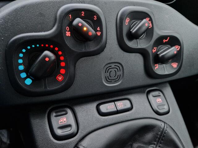 Fiat PANDA 0.9 TwinAir Lounge | PDC | Airco | Bluetooth | Verwarmde Buitenspiegels |