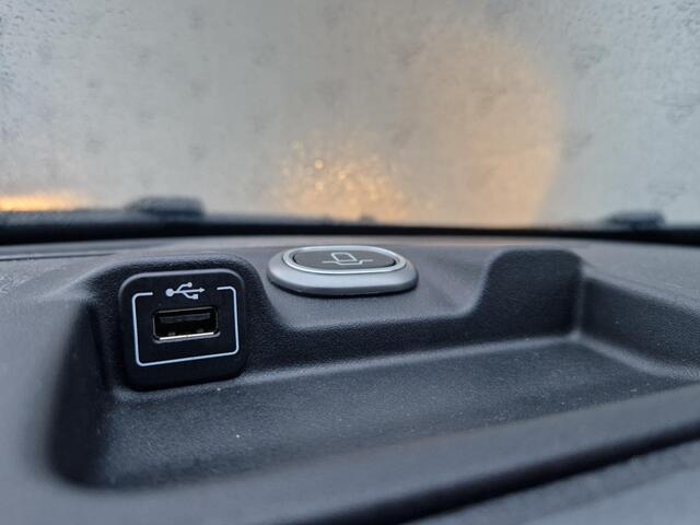 Fiat PANDA 0.9 TwinAir Lounge | PDC | Airco | Bluetooth | Verwarmde Buitenspiegels |