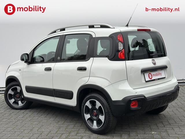 Fiat PANDA 1.2 City Cross Connected By Wind 5-Zitplaatsen | Bluetooth telefoon | PDC | Uniek!