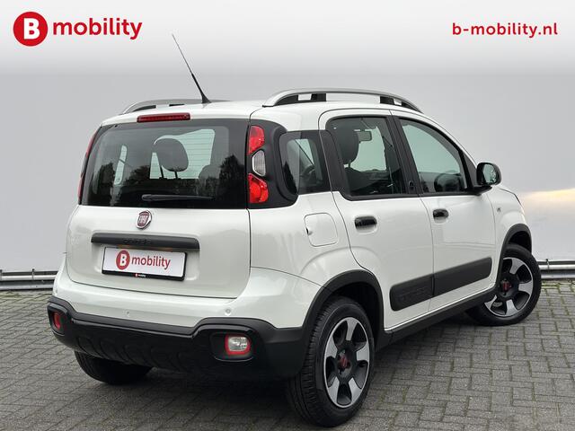 Fiat PANDA 1.2 City Cross Connected By Wind 5-Zitplaatsen | Bluetooth telefoon | PDC | Uniek!