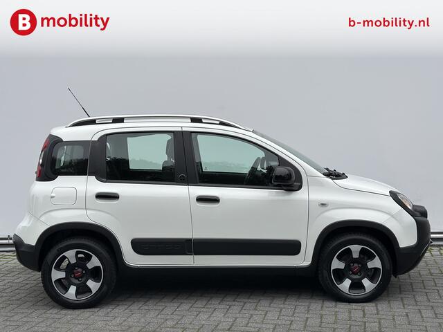 Fiat PANDA 1.2 City Cross Connected By Wind 5-Zitplaatsen | Bluetooth telefoon | PDC | Uniek!