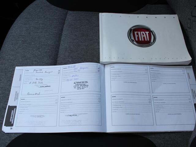 Fiat PANDA 0.9 TwinAir Lounge / Airco / Bluetooth / Trekhaak (800 KG) / Radio-/USB / 5 Persoons /