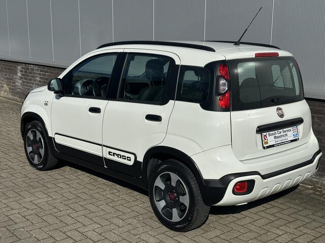 Fiat PANDA Cross 1.2 | City Cross | 70 Pk | Bluetooth | 1/2 Leer |