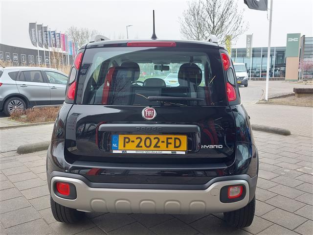 Fiat PANDA 1.0 Hybrid Cross