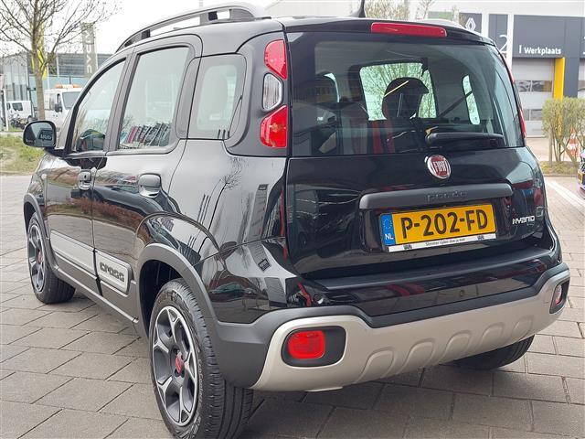 Fiat PANDA 1.0 Hybrid Cross