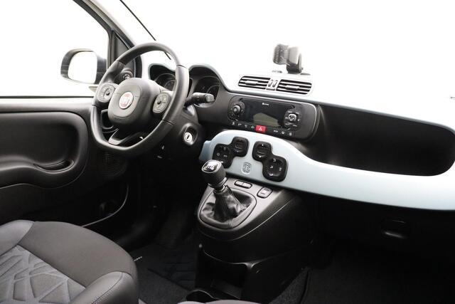 Fiat PANDA 1.0 Hybrid Launch Edition | Climate control | Parkeersensoren | Dakrails | Getint glas | Lichtmetalen velgen | Sportief