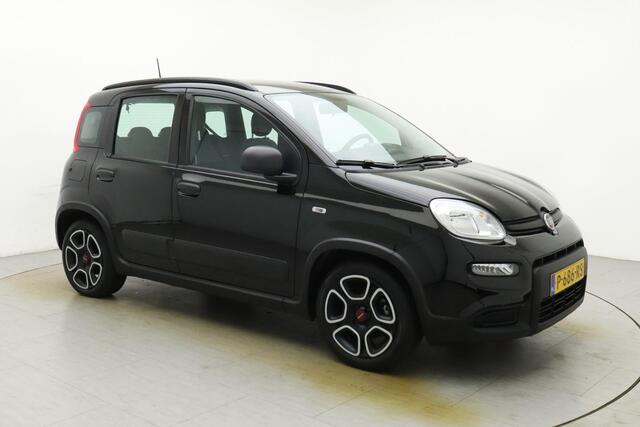 Fiat PANDA 1.0 Hybrid City Life | DEMO | 5-zits uitvoering | Nero Cinema Metallic | Zuinige motor | Apple Carplay | Android Auto | Airconditioning
