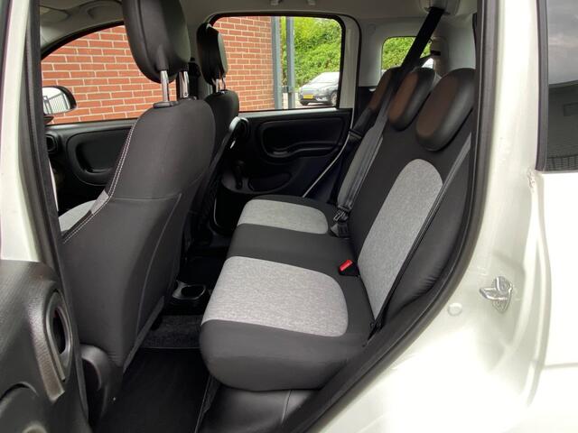 Fiat PANDA 0.9 TWINAIR 80PK LOUNGE AUTOMAAT AURCO TREKHAAK PDC BLUETOOTH