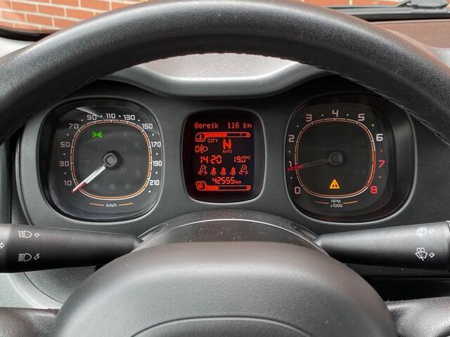 Fiat PANDA 0.9 TWINAIR 80PK LOUNGE AUTOMAAT AURCO TREKHAAK PDC BLUETOOTH